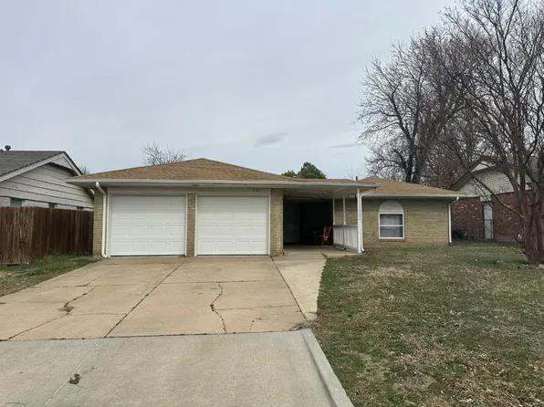 125 SW 15th St, Moore, OK 73160