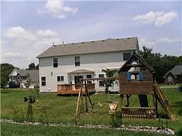 3rd image of 5010 Bunker Ln