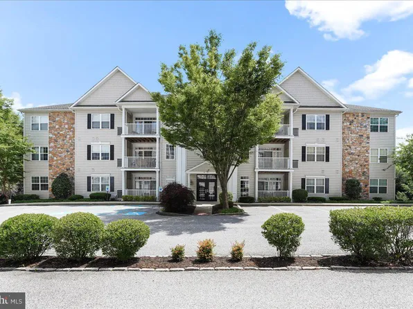 117 Victoria Gardens Dr, Kennett Square, PA 19348