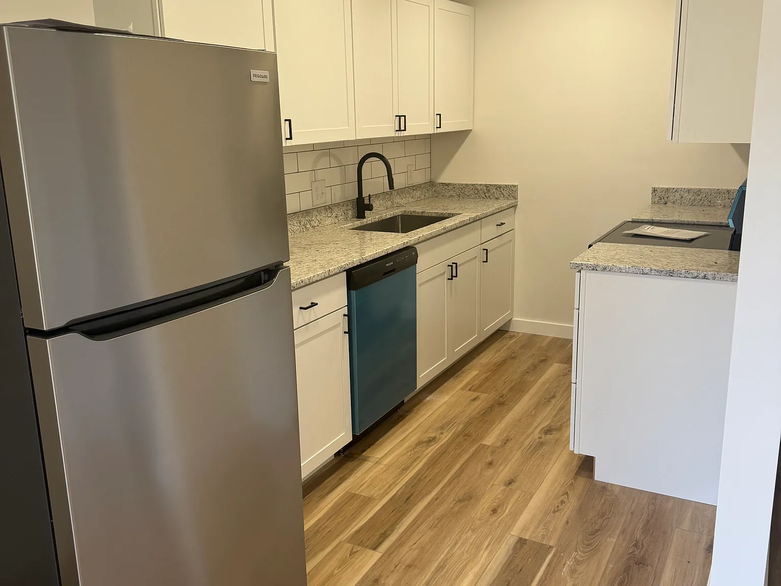 2 bed, 900 sqft, $1,495 — Photo 4