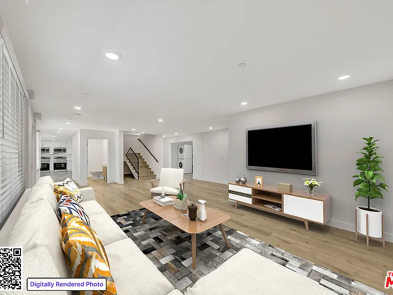 1584 W 37th St #3 — Photo 3