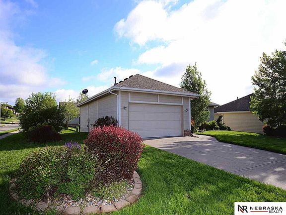 3rd image of 17216 Bohling Dr