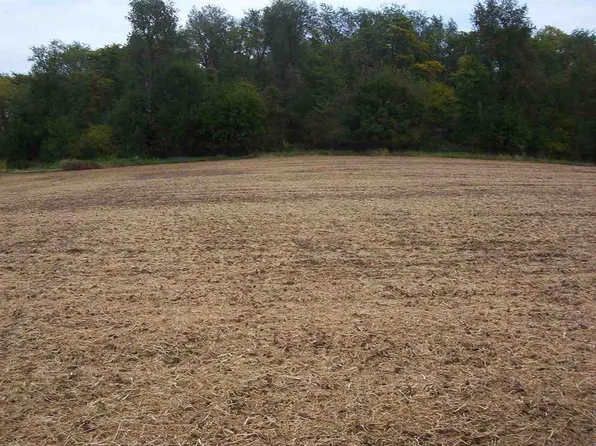 210 Saint NE, Solon, IA 52333