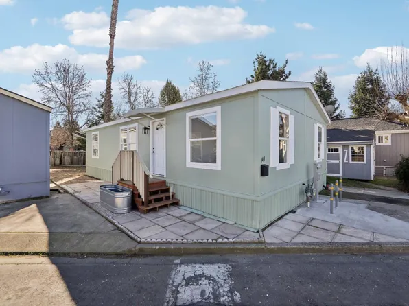 144 El Crystal Drive, Santa Rosa, CA 95407