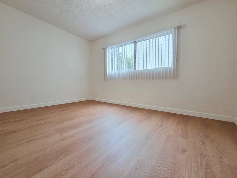 1st bedroom