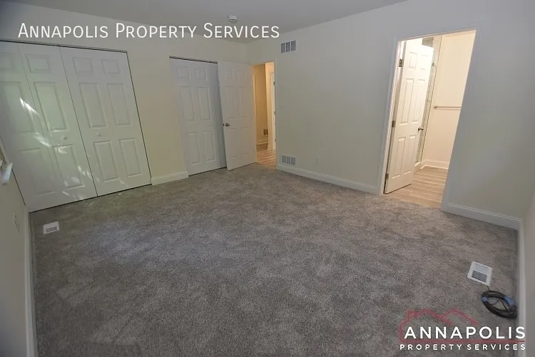 921 Blue Ridge Dr — Photo 11