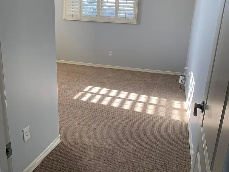 2219 E Wisteria Dr — Photo 21