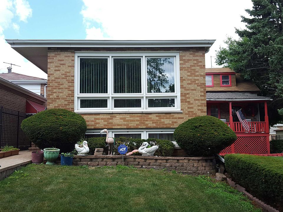 1st image of 9122 S Oglesby Ave
