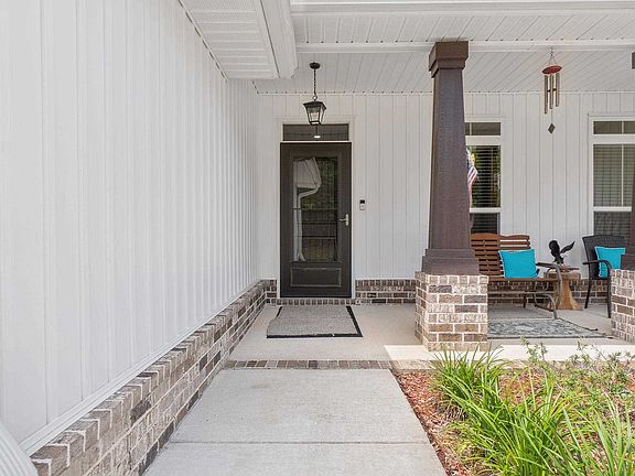 4th image of 6747 Indian Creek Ct