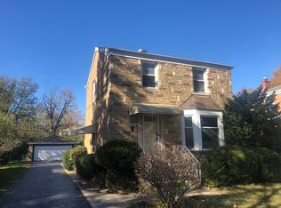 2352 S 5th Ave, Riverside, IL 60546