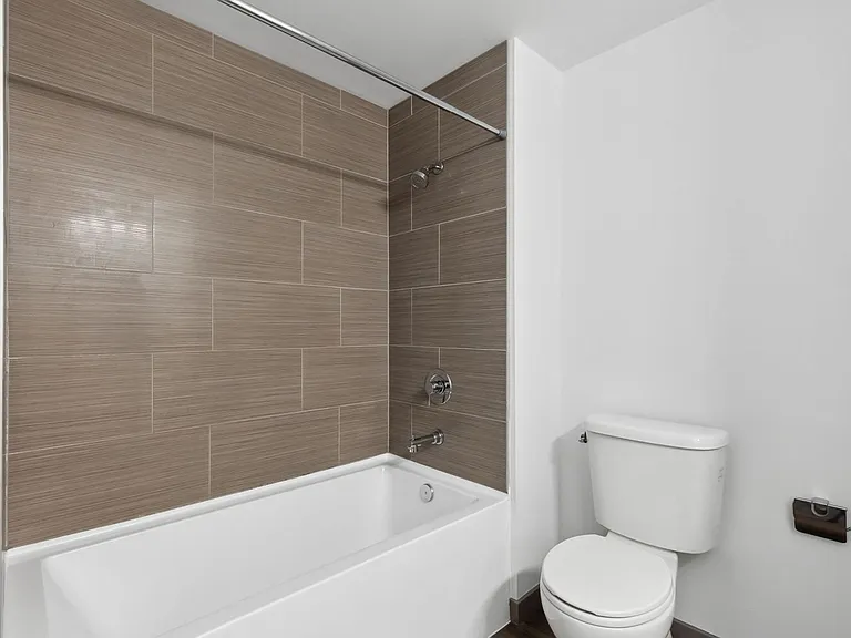 Helene Apartments — Photo 15