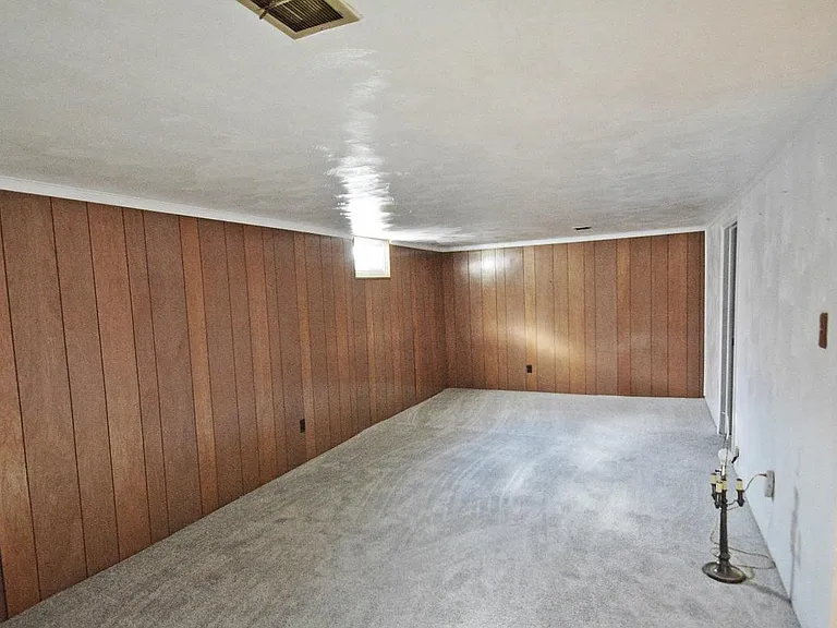 8301 Chase Way — Photo 16