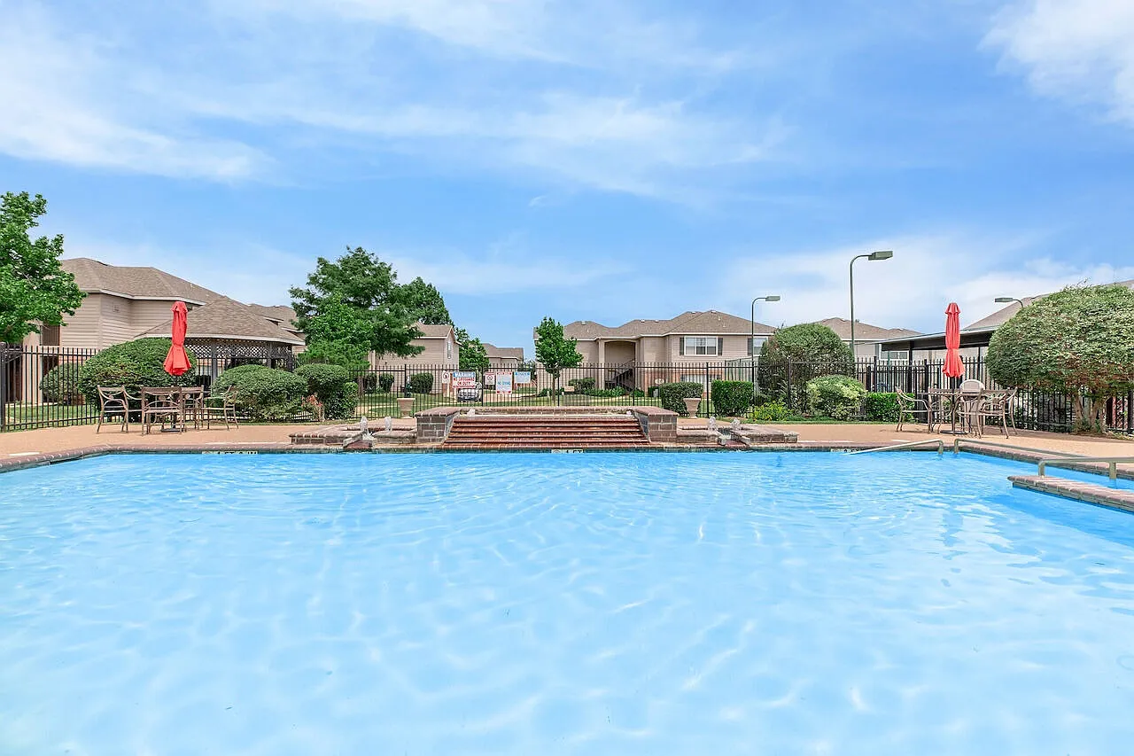 Amelia Parc Sr II — Photo 1