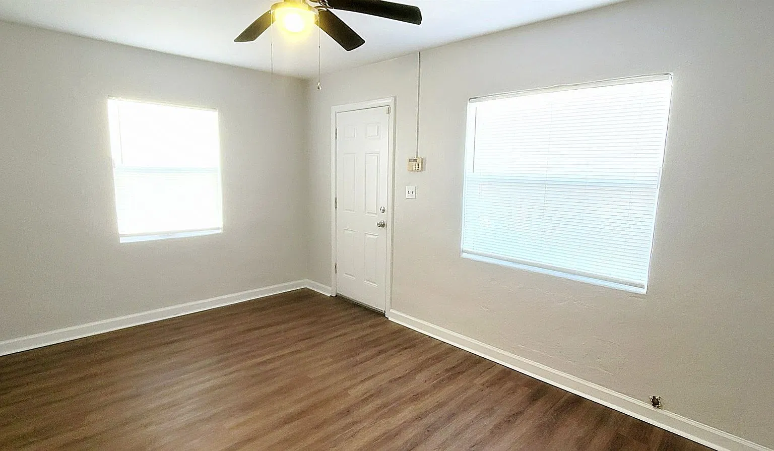 Cute 2/1 Home W/ New Paint, New Flooring, W/D! Walk To Famu, Fsu, Downtown, & Cascades! $950/Mont... — Photo 4