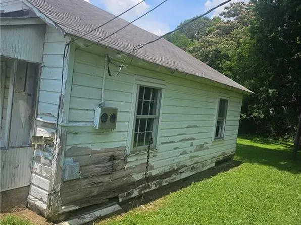 65 Violet Ln, Summerville, GA 30747