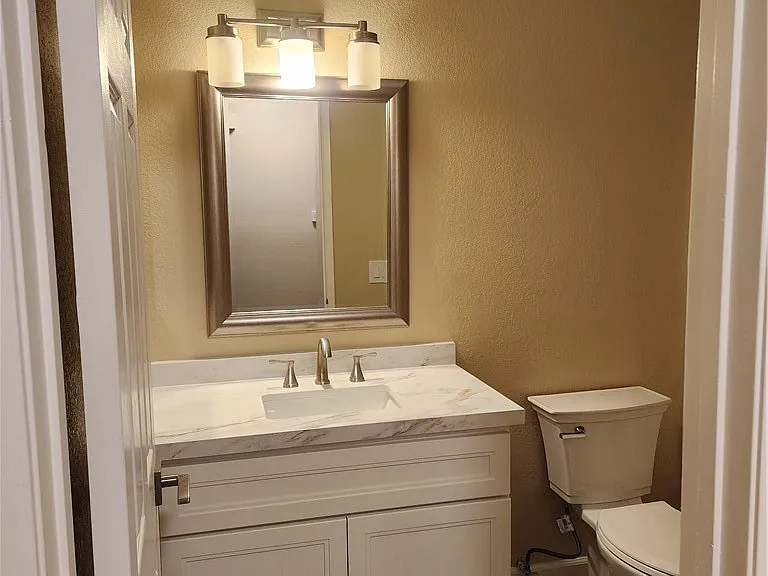 157 S Ralph Rd — Photo 10