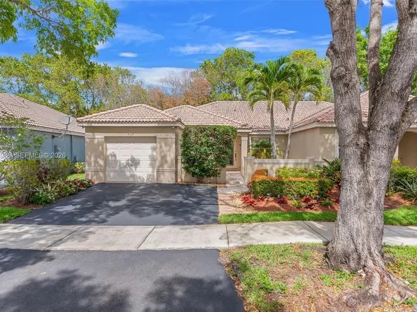 4108 Pine Ridge Ln, Weston, FL 33331