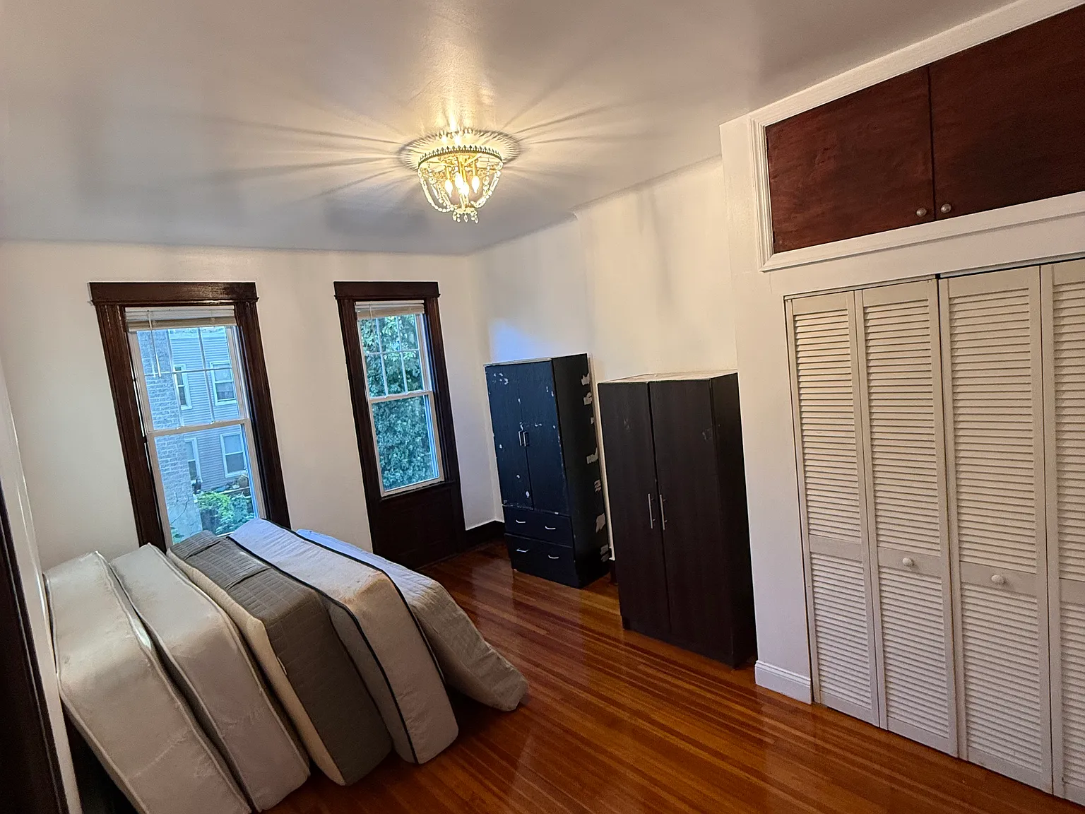 4 bed, 1750 sqft, $3,450 — Photo 2