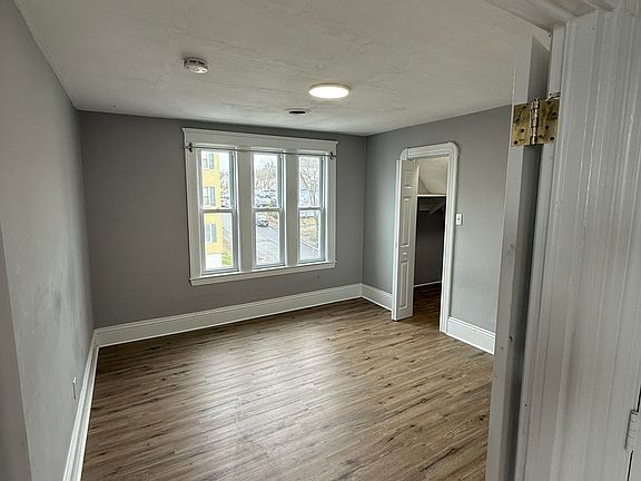 2nd image of 17 Duxbury Rd #3