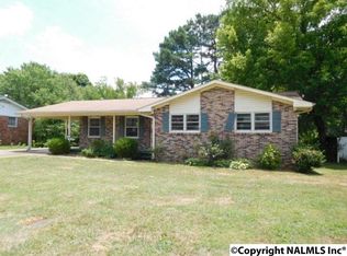 3015 Deerfield Rd NW, Huntsville, AL 35810