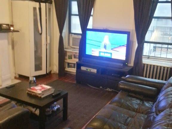 5th image of 306 E 86th St APT 4A