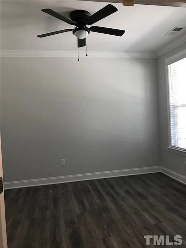 4 bed, 3.0 bath, 2780 sqft, $2,850 — Photo 3