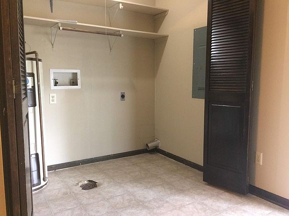 Washer - Dryer Hook Ups