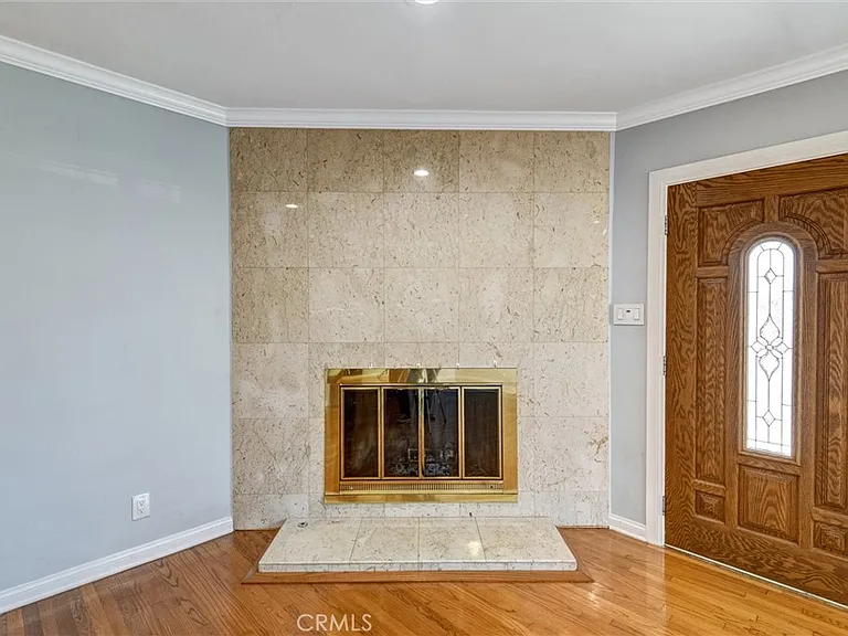 5251 W 124th St — Photo 4