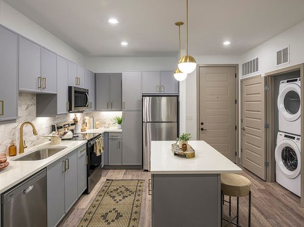 7260 Roswell Rd #2211