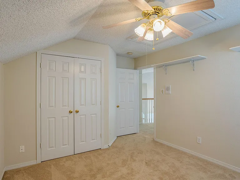 1304 Pagewynne Dr — Photo 17