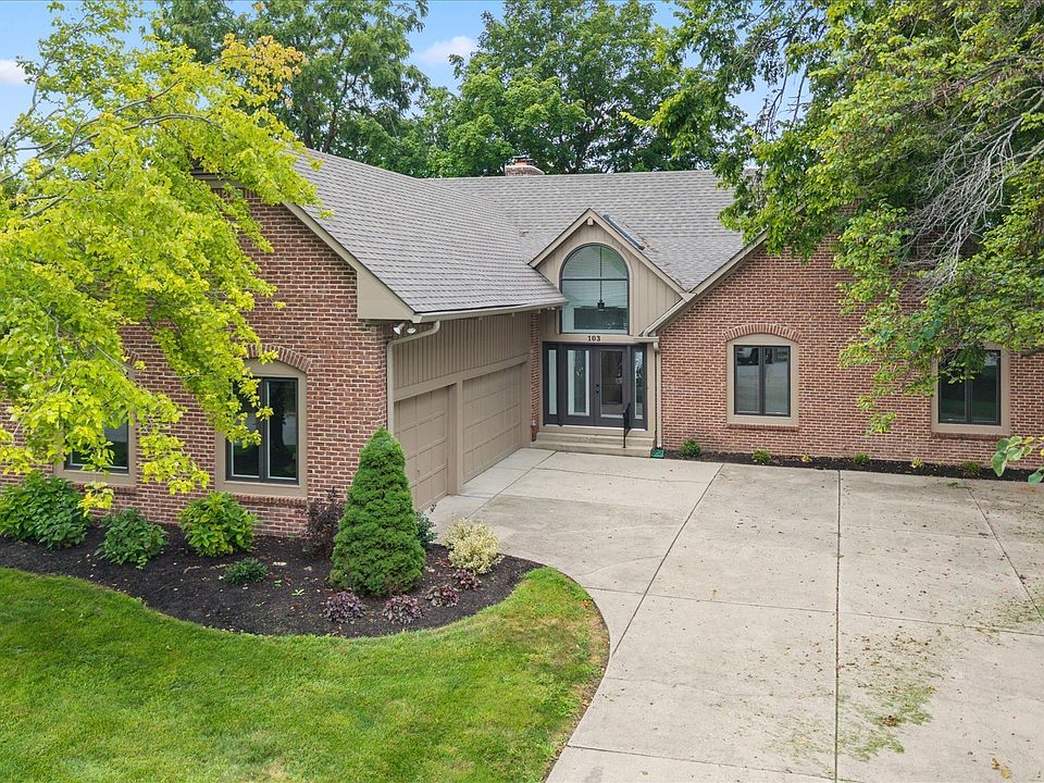 1st image of 103 Edgewater Dr