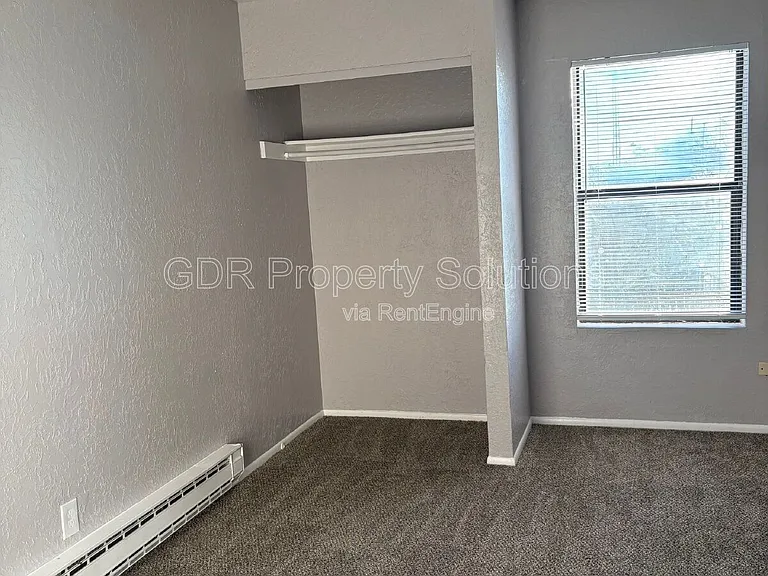 1100 Coal Ave SW #8 — Photo 8