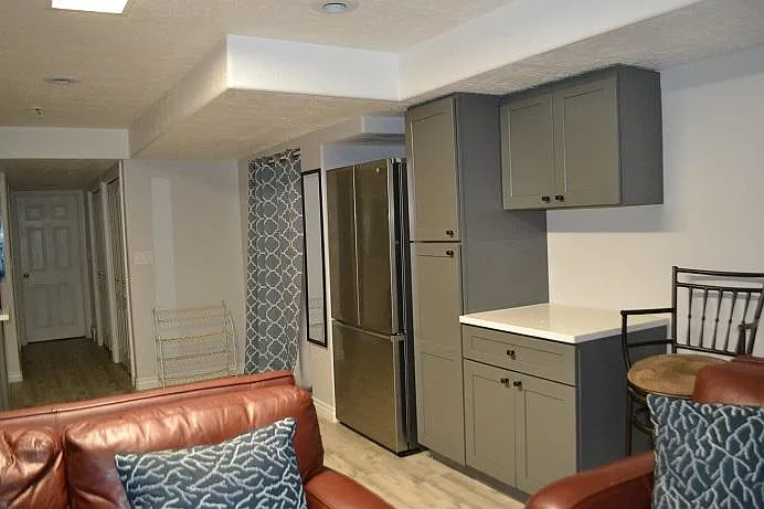 11462 S Camden Park Ln — Photo 3