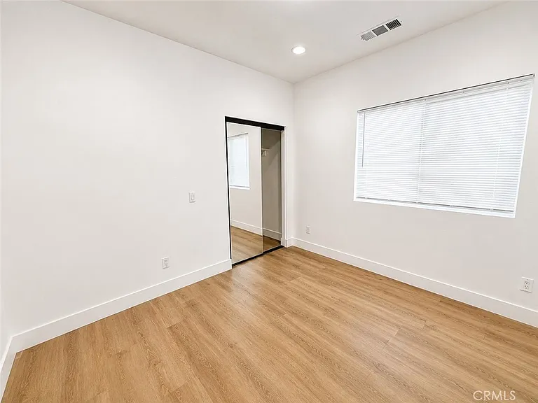 617 Acacia St — Photo 7