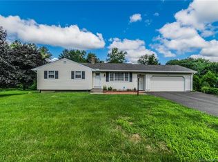 35 Cardinal Dr, Meriden, CT 06450