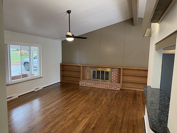 2nd image of 6930 Euclid Ave