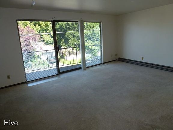 2nd image of 11254 Greenwood Ave N APT 203