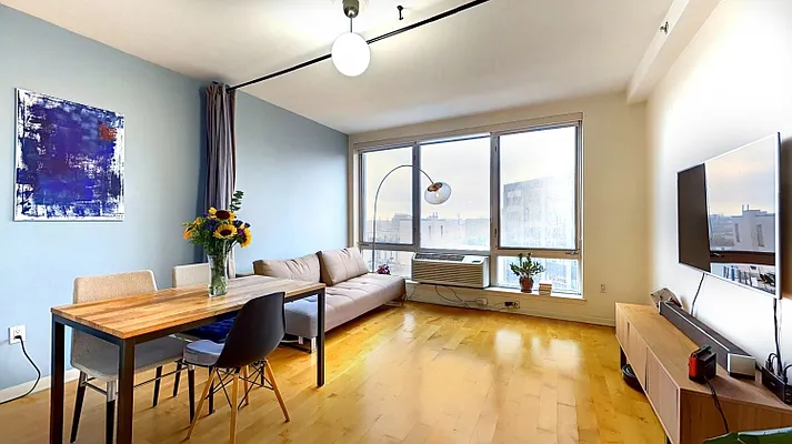 Rented by Serene Powers Real Estate LLC | media 8