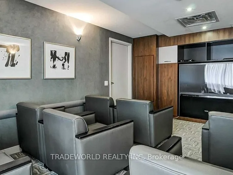 85 Bloor St E #1114 — Photo 19