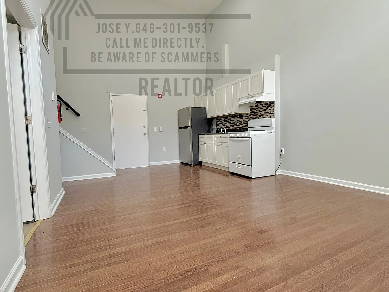 2 bed, $2,318 — Photo 3