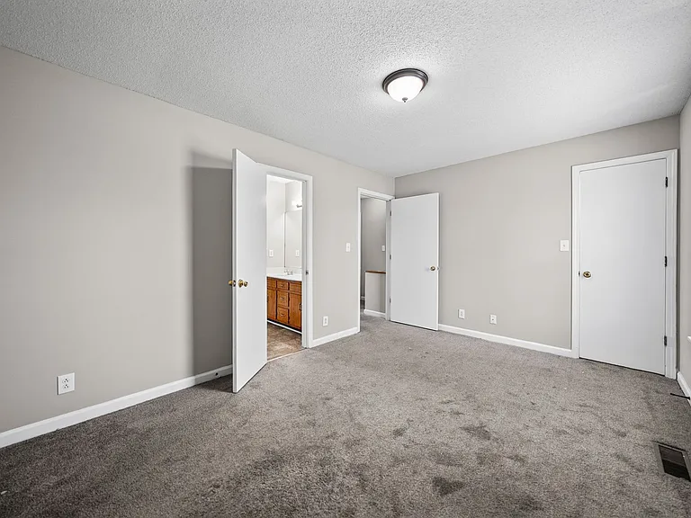 Timber Court Drive-280 — Photo 14