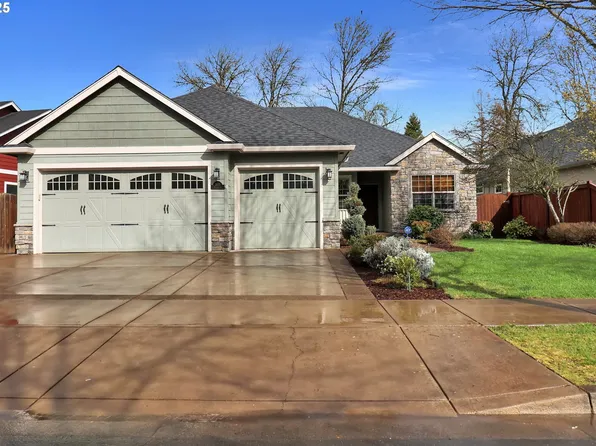 2475 Borders Dr, Eugene, OR 97404