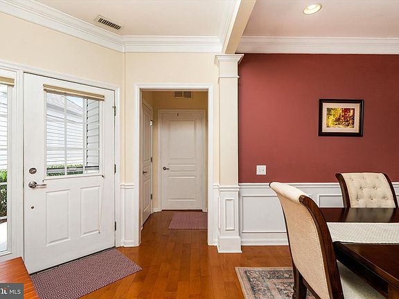 5th image of 226 Sparrow Dr