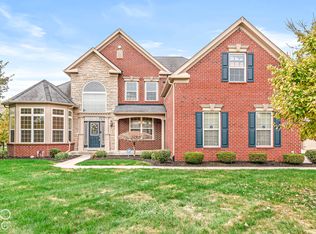 10527 Serra Vista Point, Fishers, IN 46040