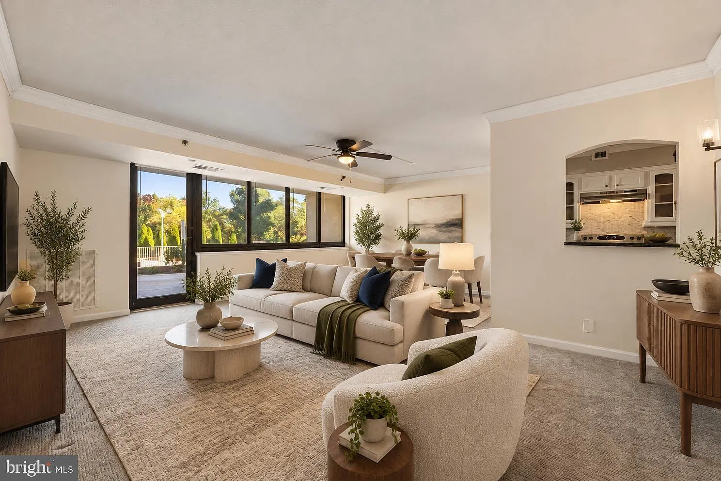 2 bed, 2.0 bath, 1220 sqft, $3,250 — Photo 2