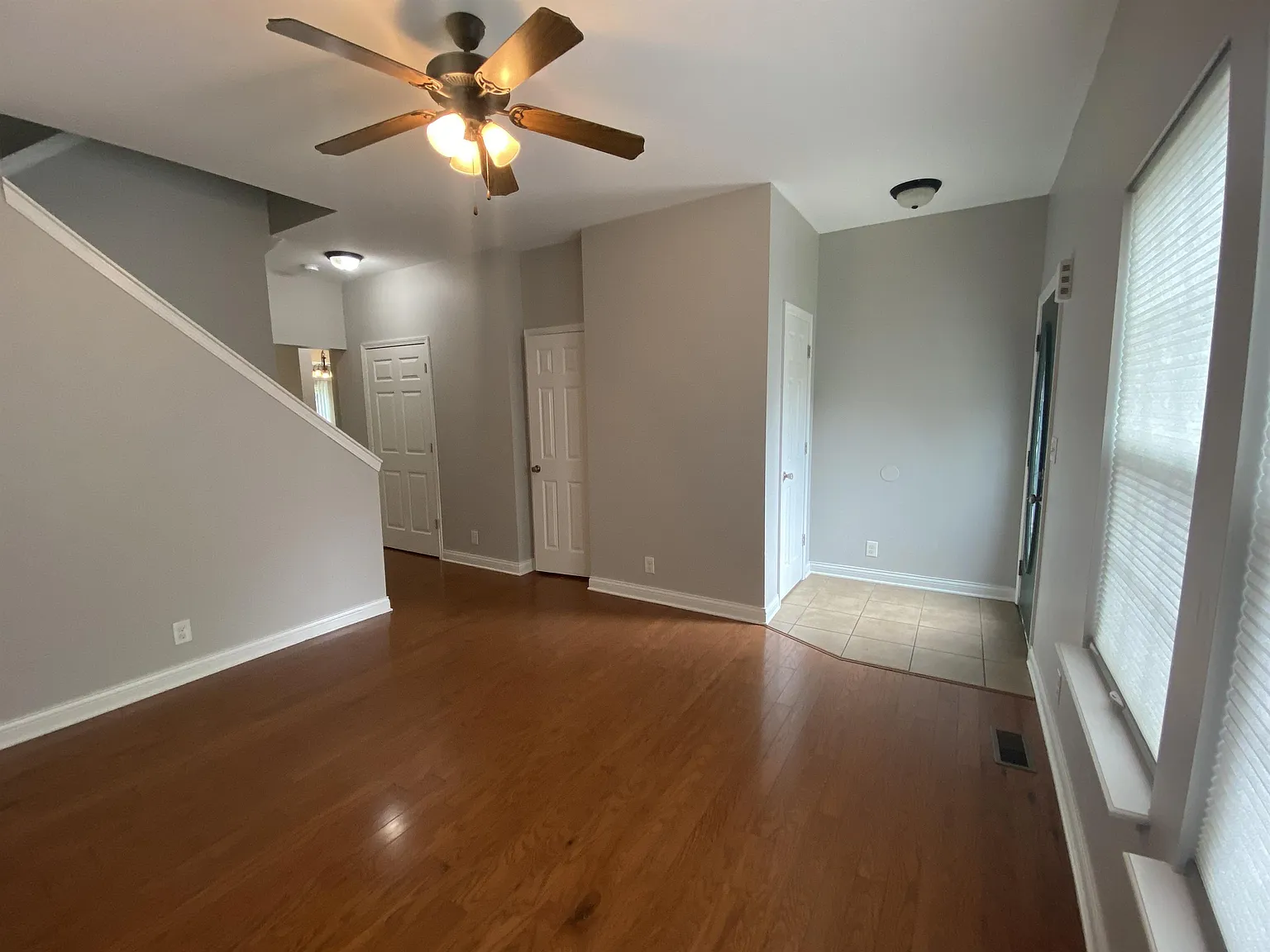 355 Vineland Place Drive - 1 — Photo 3