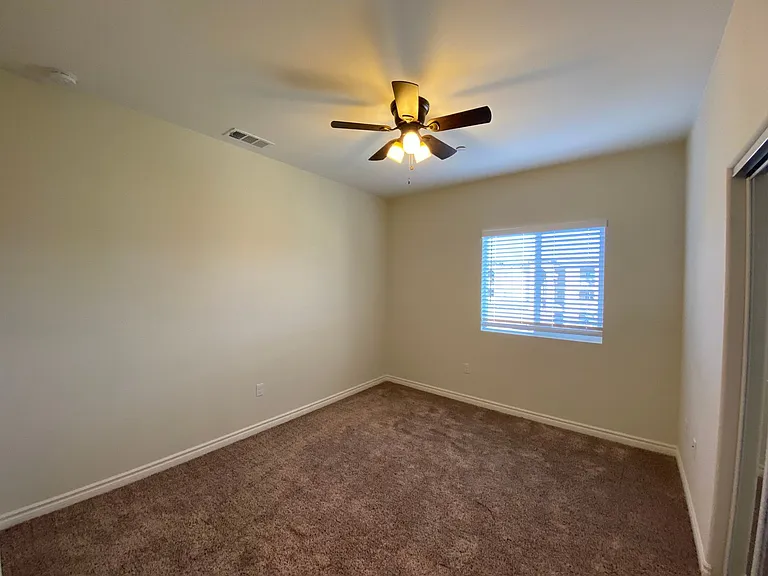 Santa Barbara Luxury Apartment Homes — Photo 11