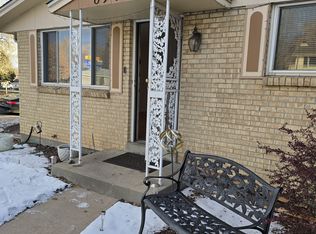 8904 W La Salle Ave, Lakewood, CO 80227