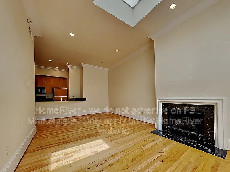 Building Photo - 1520 O St NW #306