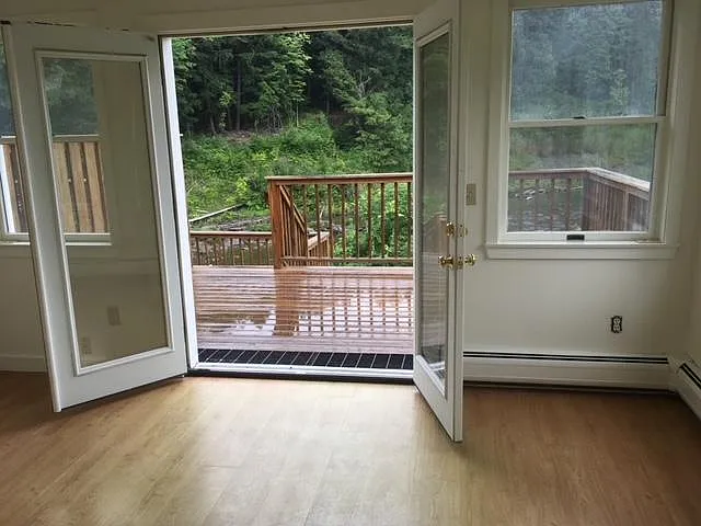 533 Woodstock Rd #A — Photo 4